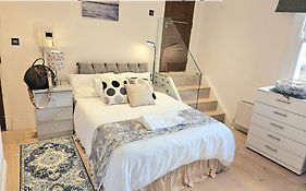 Entire Studio In Central London